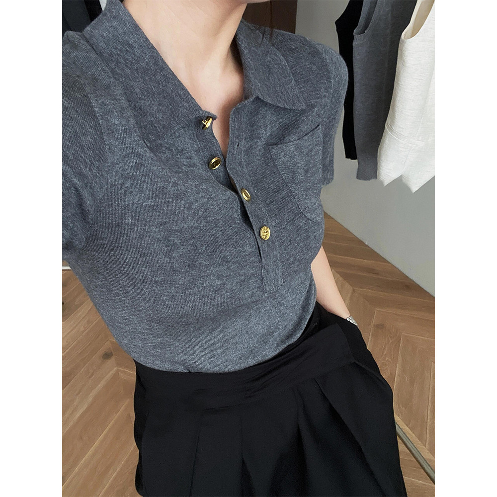 French Polo Collar สีเทาแขนสั้นเสื้อกันหนาวผู้หญิงฤดูร้อน Slim-Fit Slimmer ดูบวกไหล่กระเป๋าสูง