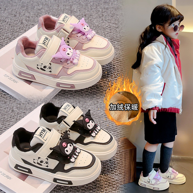 SANRIO สาวรองเท้าผ้าใบเด็กสบายๆรองเท้าอุ่นรองเท้าสเก็ตน่ารักการ์ตูน ซานริโอ คุโรมิ 2024 ฤดูใบไม้ร่วงฤดูหนาวแฟชั่นคลาสสิกกับผ้าฝ้าย