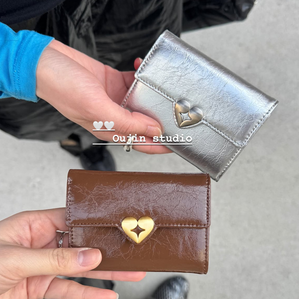 สไตล์เกาหลี ins Niche Design Love Cowhide กระเป๋าสตางค์สามพับผู้หญิงแฟชั่นกระเป๋าใส่เหรียญสไตล์ระดับไฮเอนด์ที่กําหนดเองสไตล์ใหม่