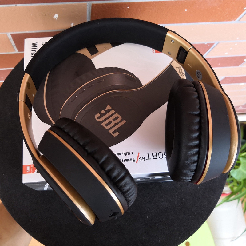 650bt Bluetooth Music HIFI หูฟังไร้สายความถี่ต่ําพร้อมไมโครโฟน (ไมโครโฟนในตัว)