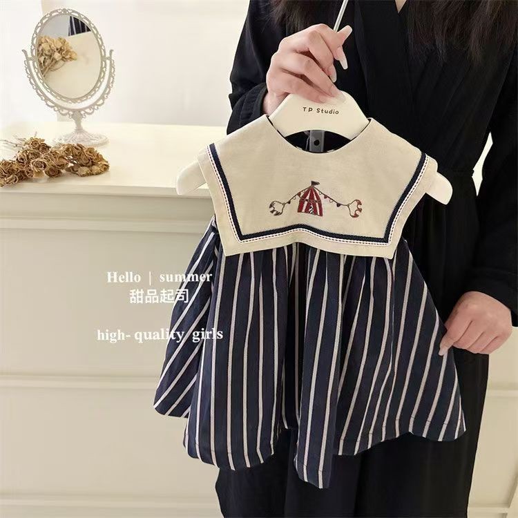 หวานเสื้อกั๊กเกาหลี2025ชุดแฟชั่นย้อนยุคสาวน้อยกองทัพเรือปกเด็กลายแขนกุดเสื้อกั๊กชุด0424ที888