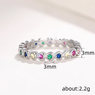 ส925เงินสเตอร์ลิงที่มีสีสันเพทายหัวใจแหวนแฟชั่นที่เรียบง่ายเครื่องประดับสุภาพสตรีของขวัญ