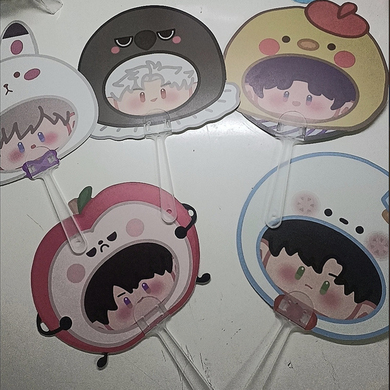 5 ชิ้นเกม Love และ Deepspace น่ารักพัดลม Xavier Zayne Rafayel ralayo Sylus Caleb ฤดูร้อน PVC มินิพัดลมดิสก์ Creative Party ของขวัญของขวัญวันเกิด