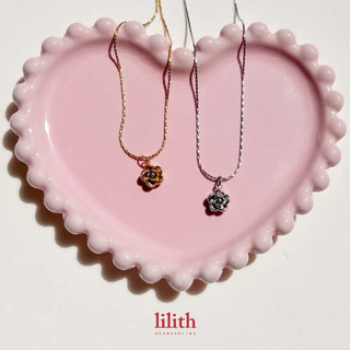 Lilith - tiny rose necklace สร้อยคอ สแตนเลส จี้ดอกไม้ ดอกกุหลาบ