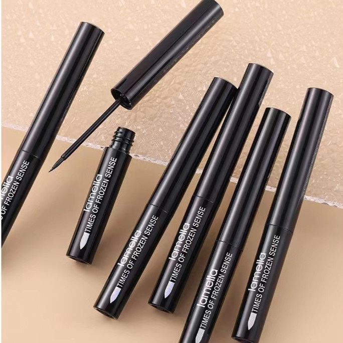 SR-shop：มีสีดำสีน้ำตาลอายไลเนอร์ชนิดน้ำยาวนานดำของแท้ซุปเปอร์กันน้ำและยาวนานไม่สำคัญสามเณรอายไลเนอร์
