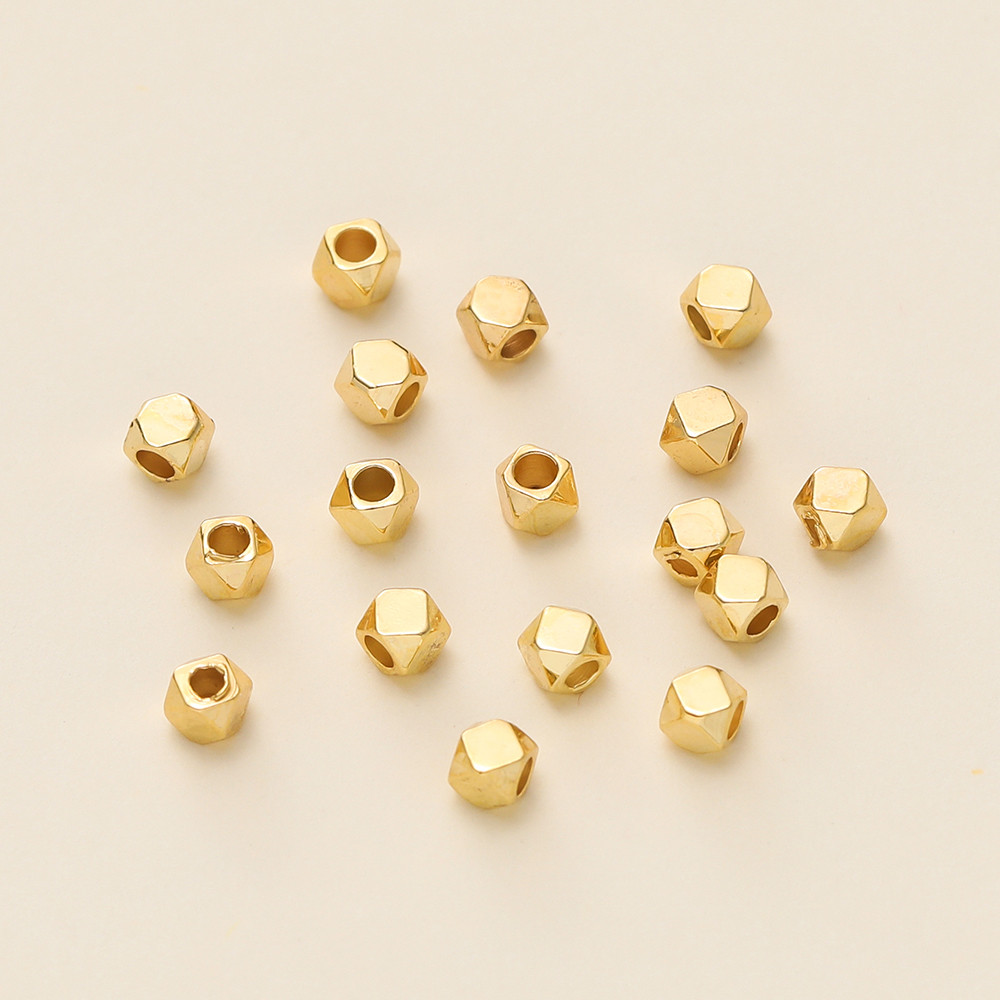 St.kunkka 20ชิ้น 2*2mm 18Kทองแดงบริสุทธิ์ไม่จางหายไปมลูกปัด ตัวเว้นวรรค ลูกปัดสามารถใช้สําหรับ ทําเอง สร้อยคอสร้อยข้อมือทํา — صورة 4