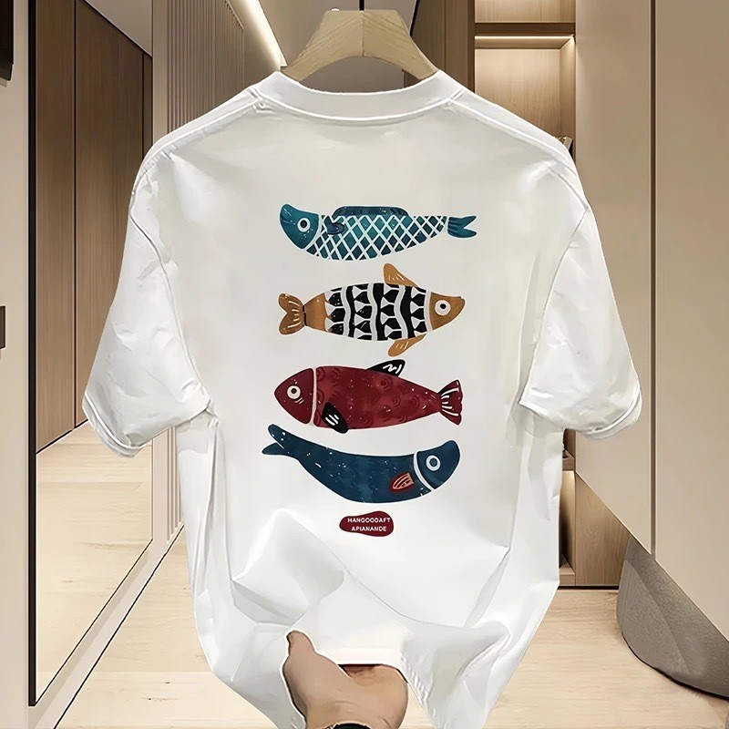 YOU-T⚡ พร้อมส่ง! เสื้อยืดแขนสั้นชาย เสื้อแขนสั้นหลวมๆ พิมพ์ "Vertical row fish" คุณภาพสูง ผ้าฝ้าย100% สวมใส่สบาย แฟชั่น🔥