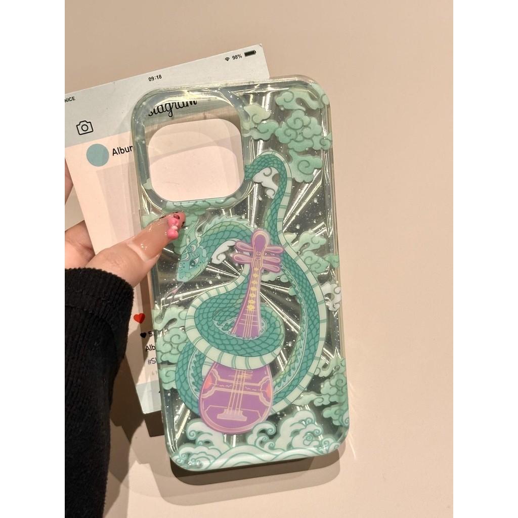 Tengyun งูสีเขียวน้อยเหมาะสําหรับ Apple 16promax เคสโทรศัพท์ Aurora iPhone15/14/13/12 ความรู้สึกระดั