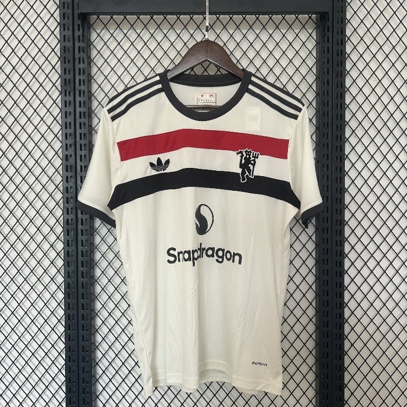 แฟน ๆ ฉบับที่ 24/25 เสื้อฟุตบอลแมนเชสเตอร์ ยูไนเต็ด 3 ส-4เอ็กแอล เสื้อยืดพร้อมการพิมพ์ ซิร์คซี่ 11 สามารถเพิ่มชื่อและตัวเลขของคุณได้