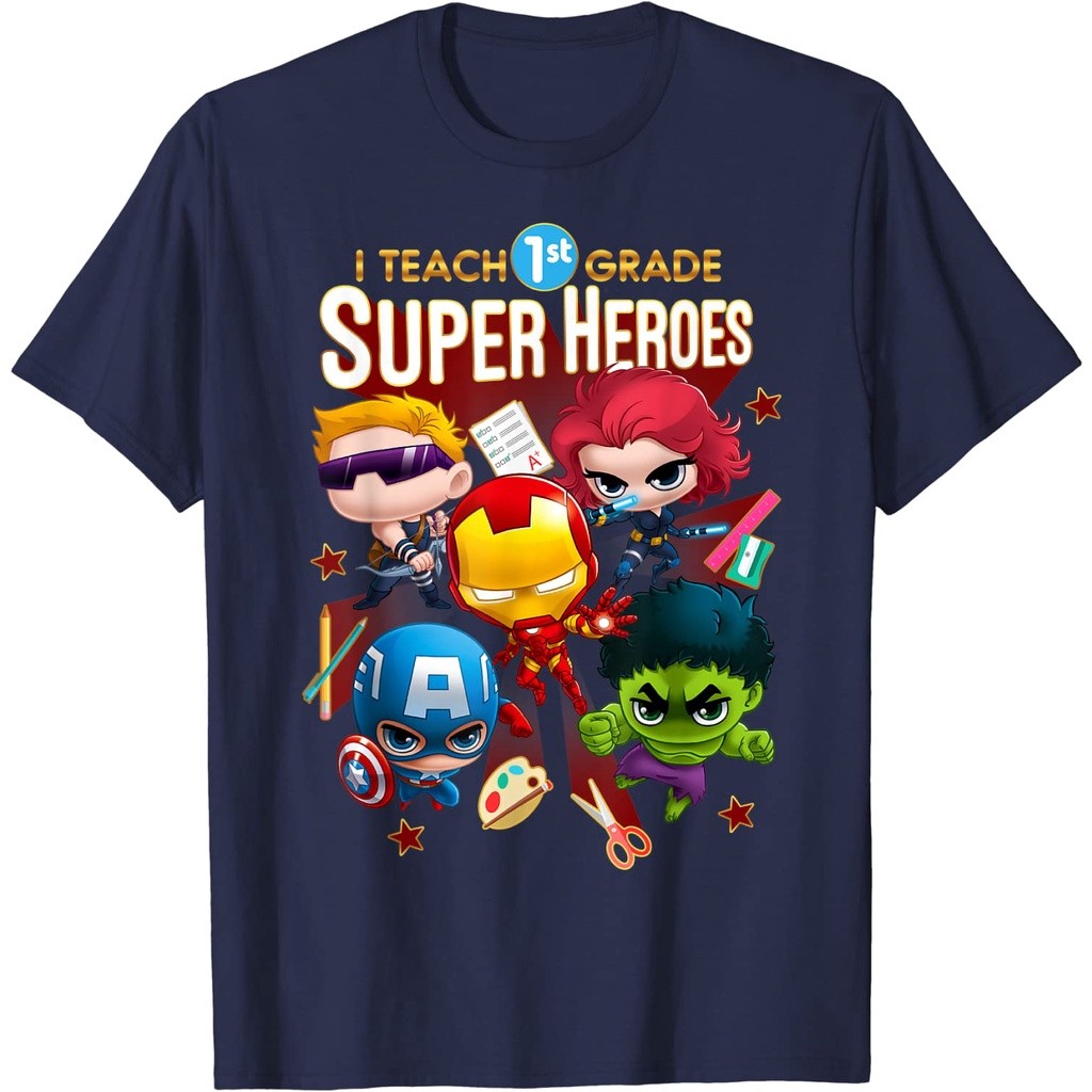 new✨3 เสื้อยืดผ้าฝ้ายพรีเมี่ยม เสื้อยืด พิมพ์ลายซุปเปอร์ฮีโร่ Marvel Group Shot I Teach เกรด 1 ✨