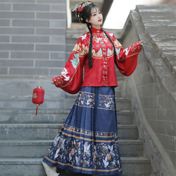 ผ้าถุงสำเร็จรูป กระโปรงยาว Xiyue Pavilion ต้นฉบับ [Helaiyi] Hanfu ผู้หญิง Ming ระบบยืนคอเสื้อคาร์ดิแ