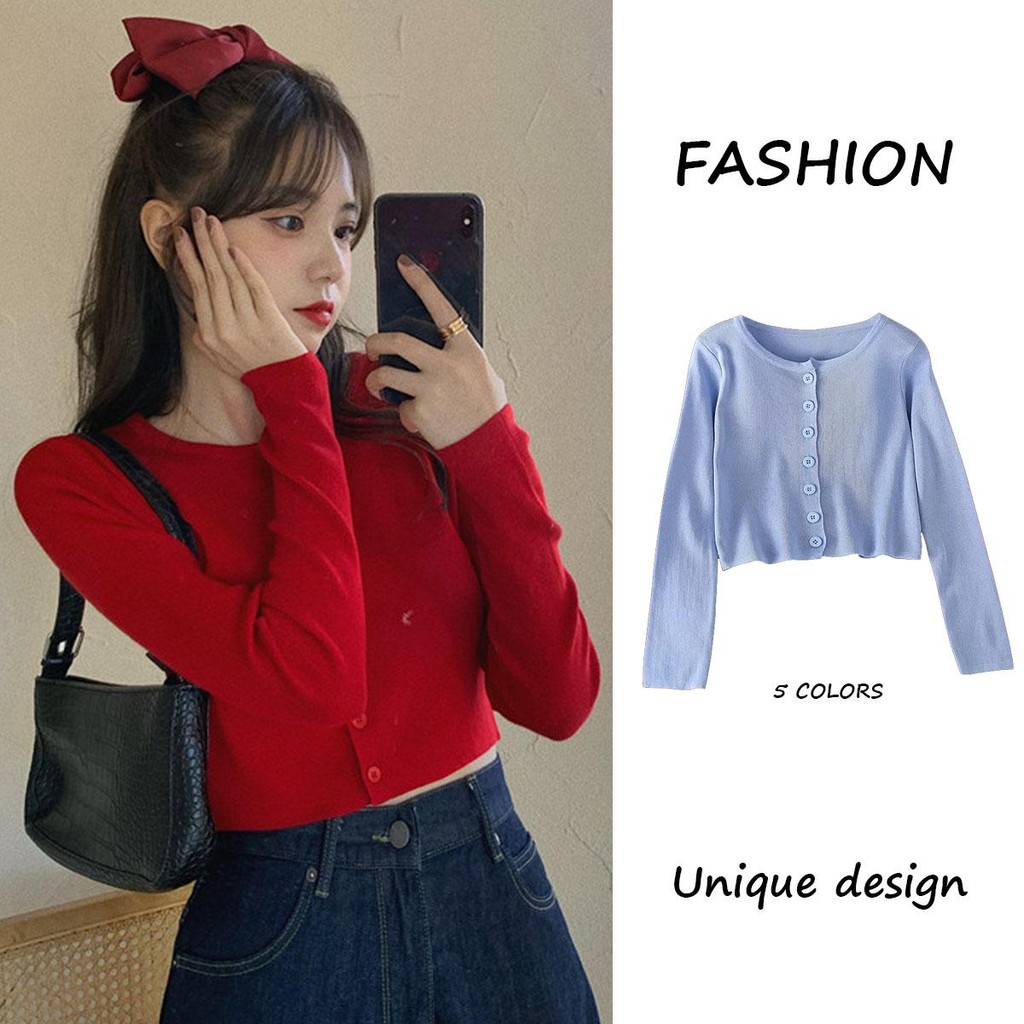 mimi&didi#เสื้อไหมพรมแขนยาสีแดง สไตล์สั้น ติดกระดุมหน้า สีพื้น กระดุกถอดได้ คอกลม สุดปังยุคนี้ต้องแนวนี้​#5203
