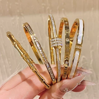 สร้อยข้อมือผู้หญิงTitanium Steel Zircon หรูหราไม่ซีดจาง