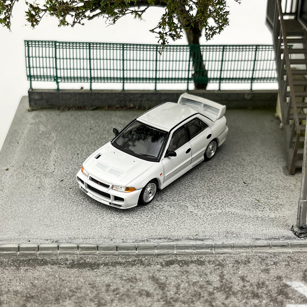TW 1/64 Mitsubishi Lancer RS Evo lll 3 รถโลหะผสมสีขาวรุ่น Die-Casting รถของเล่นคอลเลกชันของขวัญวันเก