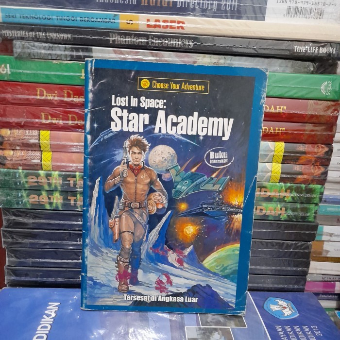 หนังสือต้นฉบับ Lost In Space Star Academy Lost In Outer Space