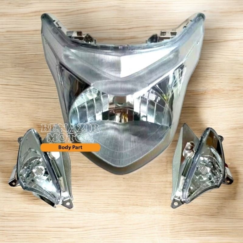 Narita Brand Beat Pop แผ่นสะท้อนแสงไฟหน้า ยี่ห้อ Narita