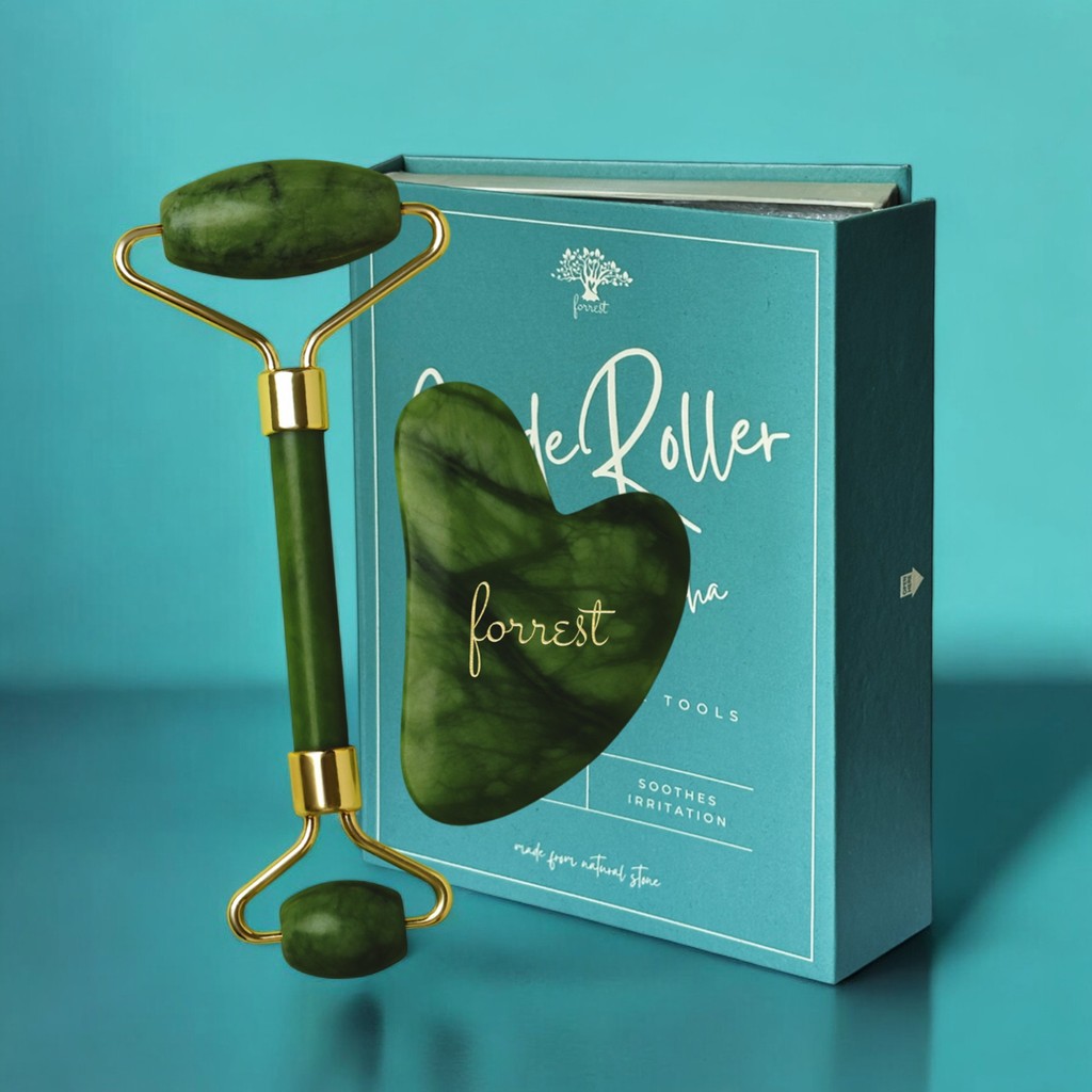 Forrest Jade roller and Gua Sha set ฟอร์เรสท์ ลูกกลิ้งหยก กัวซา เชท
