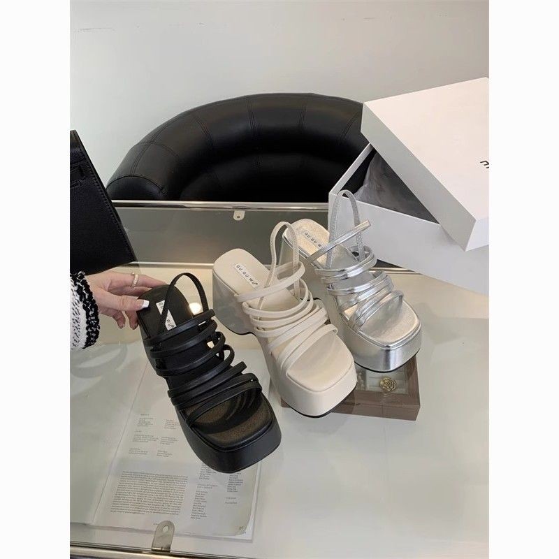 เทรนด์ รองเท้าแตะ Flip-Flops Seaside Anti-Slip Bao