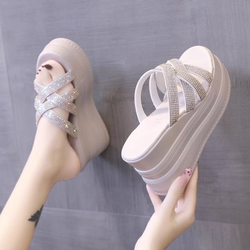เทรนด์ รองเท้าแตะ Flip-Flops Seaside Anti-Slip Bao