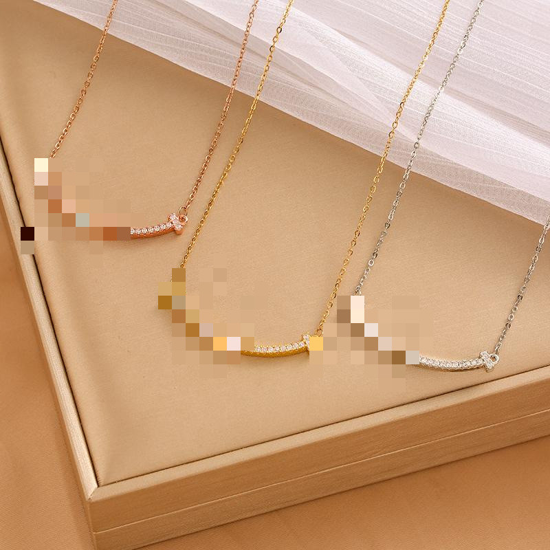 สร้อยคอไทเทเนียมชุบทองแท้ 18K เพชรสีขาว ออกแบบโซ่กระดูกสำหรับเครื่องประดับสตรี