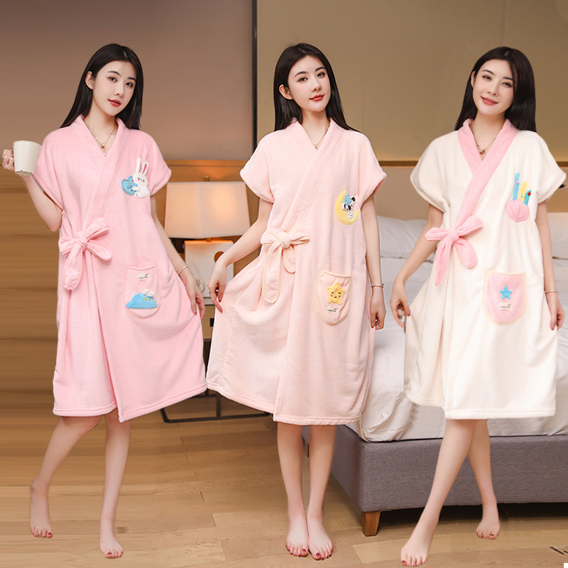 รูปแบบสามมิติผู้ใหญ่เสื้อคลุมอาบน้ําสไตล์ผ้าขนหนูอาบน้ําผู้หญิงสามารถสวมใส่สามารถห่อกระโปรงอาบน้ําผ้าฝ้าย100%กว่าผ้าฝ้ายแท้ซุปเปอร์ดูดซับแห้งเร็