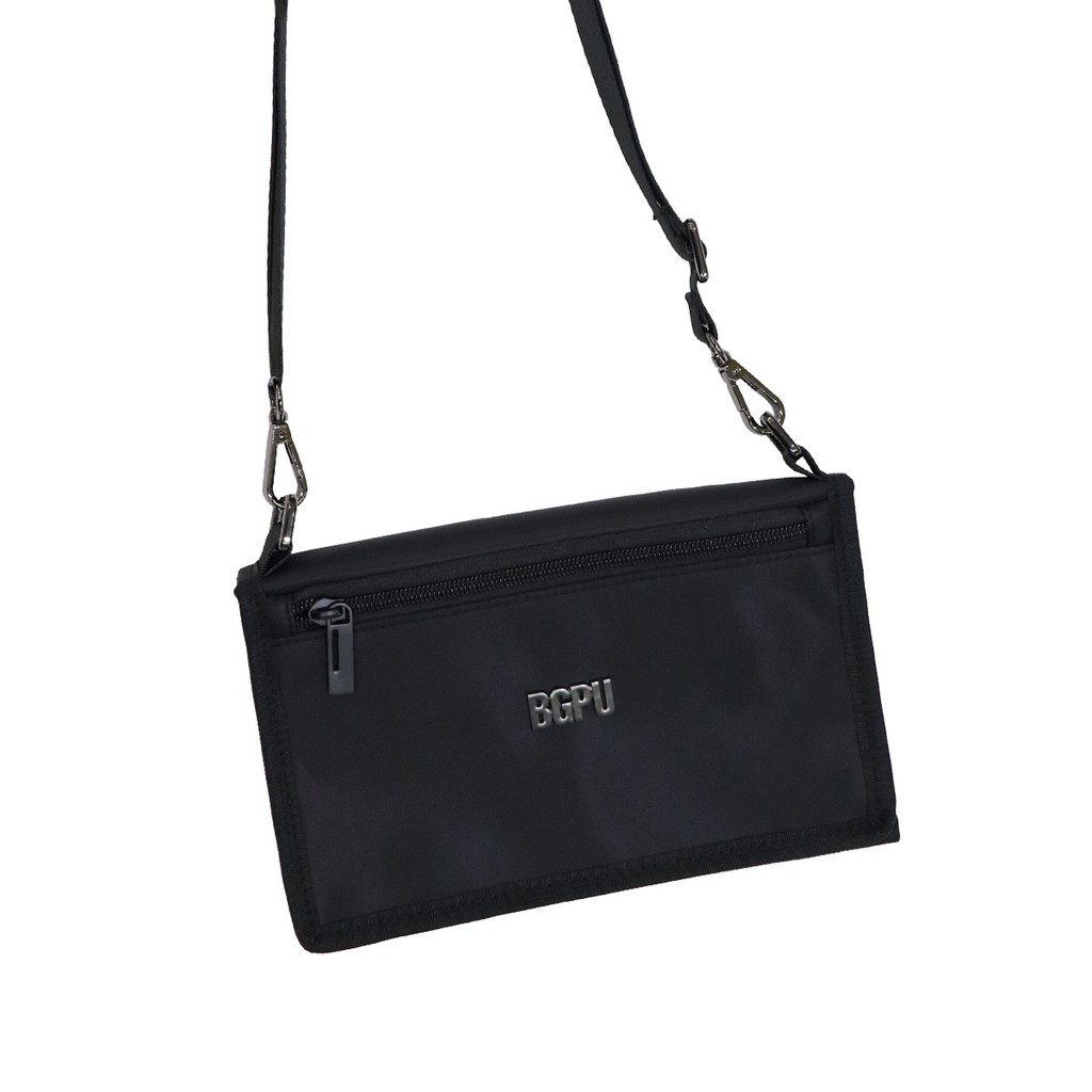 กระเป๋าสะพายข้าง - BGPU CROSS BODY BAG 2025 (ดำ)