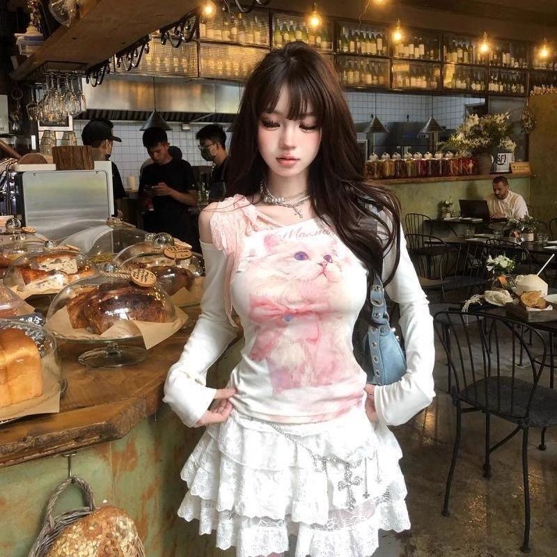 เสื้อแขนยาวลูกไม้เปิดไหล่หวานเย็นฤดูใบไม้ร่วงของผู้หญิง