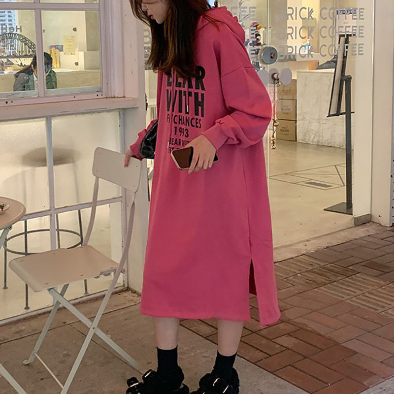 พิมพ์ตัวอักษรสบายๆหลวมบวกกำมะหยี่ hoodie กับ drawstrings กระโปรงแขนยาวของผู้หญิง