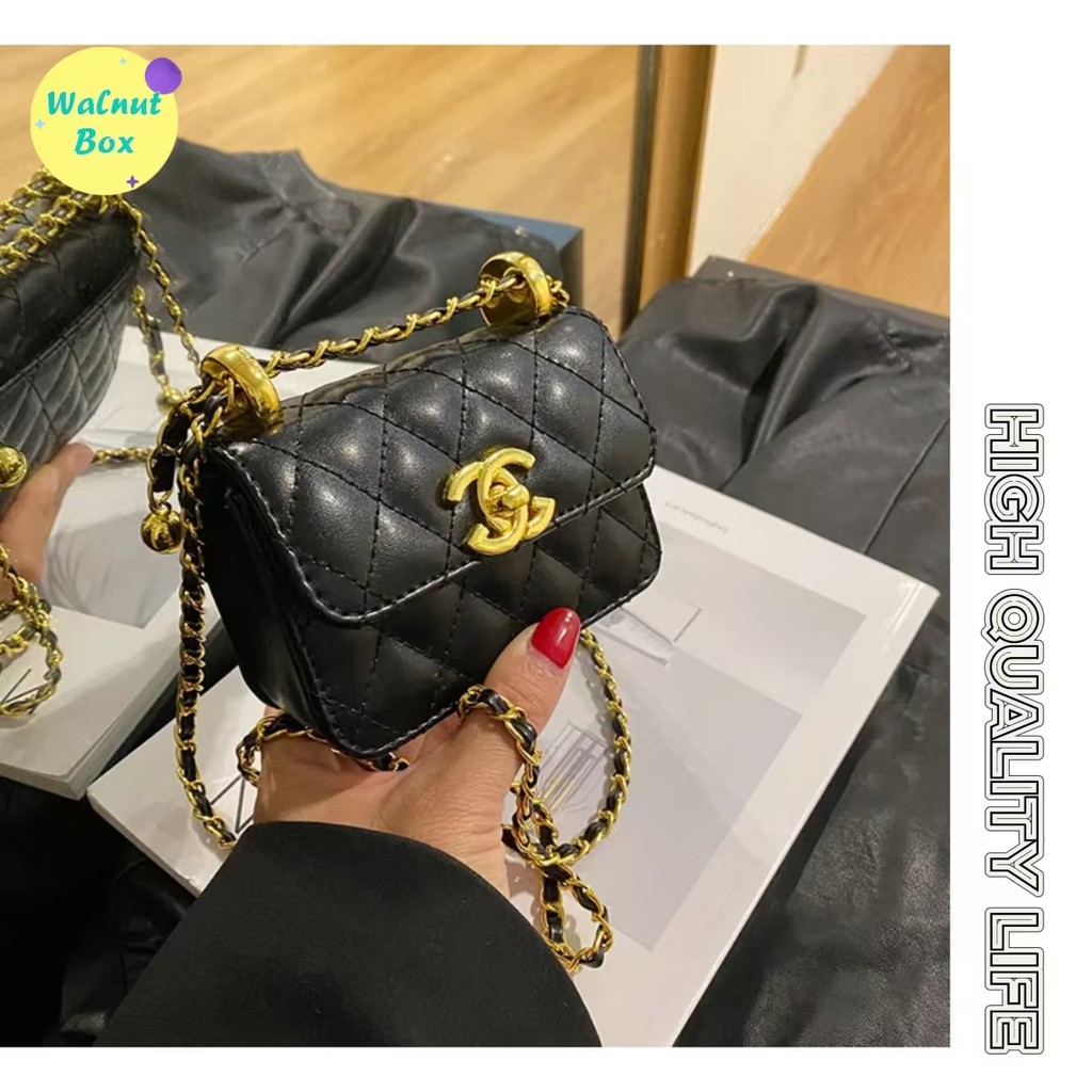 2024 กระเป๋าใส่เหรียญมูลค่าสูงสไตล์ใหม่ Ball Mini Fashion All-match One-shoulder Messenger Bag