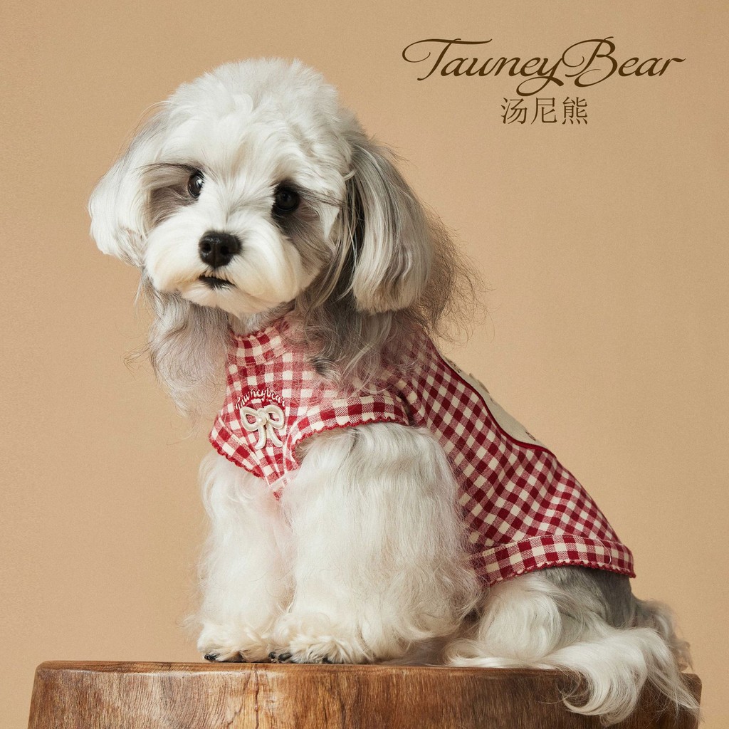 TawneyBear Tony Bear เสื้อผ้าสุนัขฤดูใบไม้ผลิฤดูร้อนลูกสุนัขประณีตมอลตาชเนาเซอร์เท็ดดี้แขนกุดเสื้อกั๊กตรวจสอบสีแดง