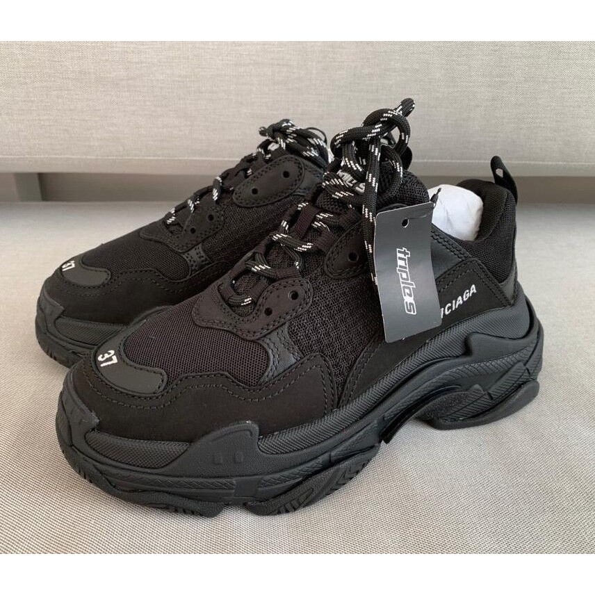 BALENCIAGA TRIPLE S BLACK NON-DISTESSED SNEAKERS EU sou882