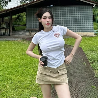 เสื้อยืดรัดรูปแต่งย่นข้าง สกรีนหัวใจแน่นๆ ทรงสวย ใส่แล้วพรางหุ่นมาก สาวอวบใส่ได้ รุ่น จั๊มเอว
