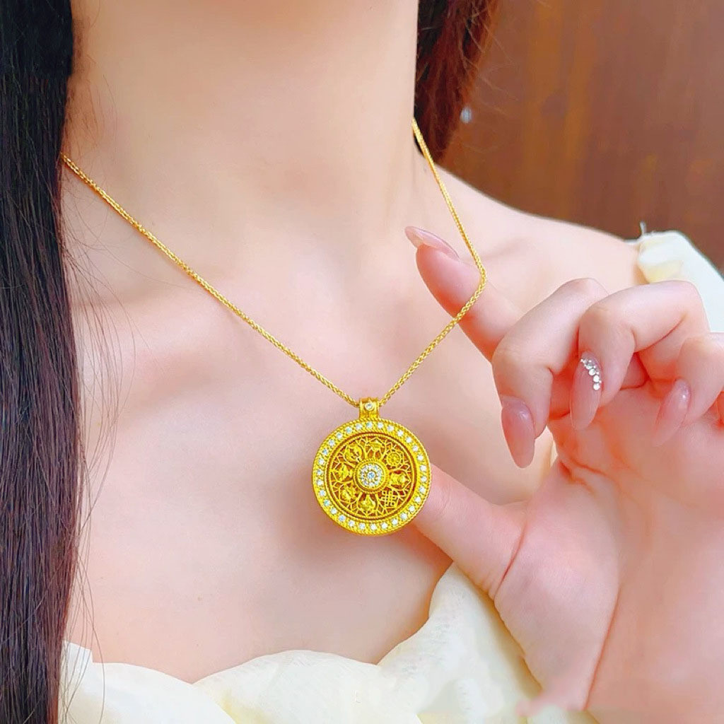 ใหม่สไตล์จีนช่างฝีมือโบราณ Electroplating 24K Gold หมุนแปด Treasure เข็มทิศจี้และ Chopin สร้อยคอเกาหลีรุ่นแฟชั่น Classy หญิง Hollow Disc จี้เจ้าสาวเครื่องประดับงานแต่งงาน