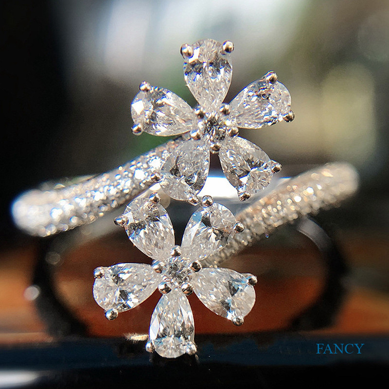 หรูหราคริสตัลดอกไม้ Cubic Zirconia ปรับเปิดแหวนผู้หญิงโรแมนติกเจ้าสาวงานแต่งงานแหวนนิ้ว