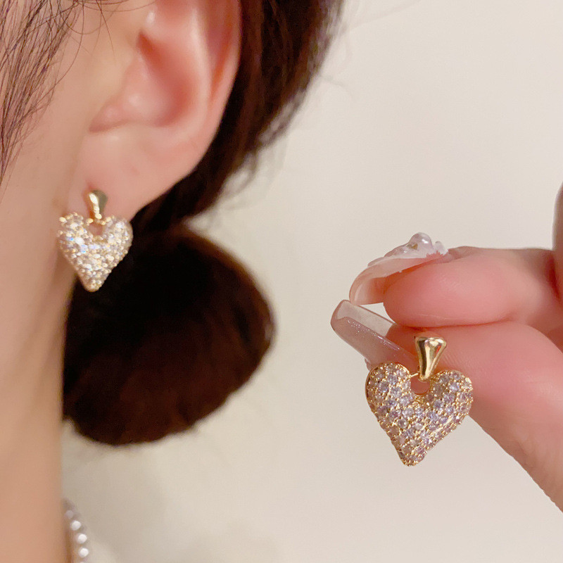 สไตล์เกาหลีประณีตแฟชั่น High-End Love อารมณ์บุคลิกภาพสร้อยคอขายส่ง