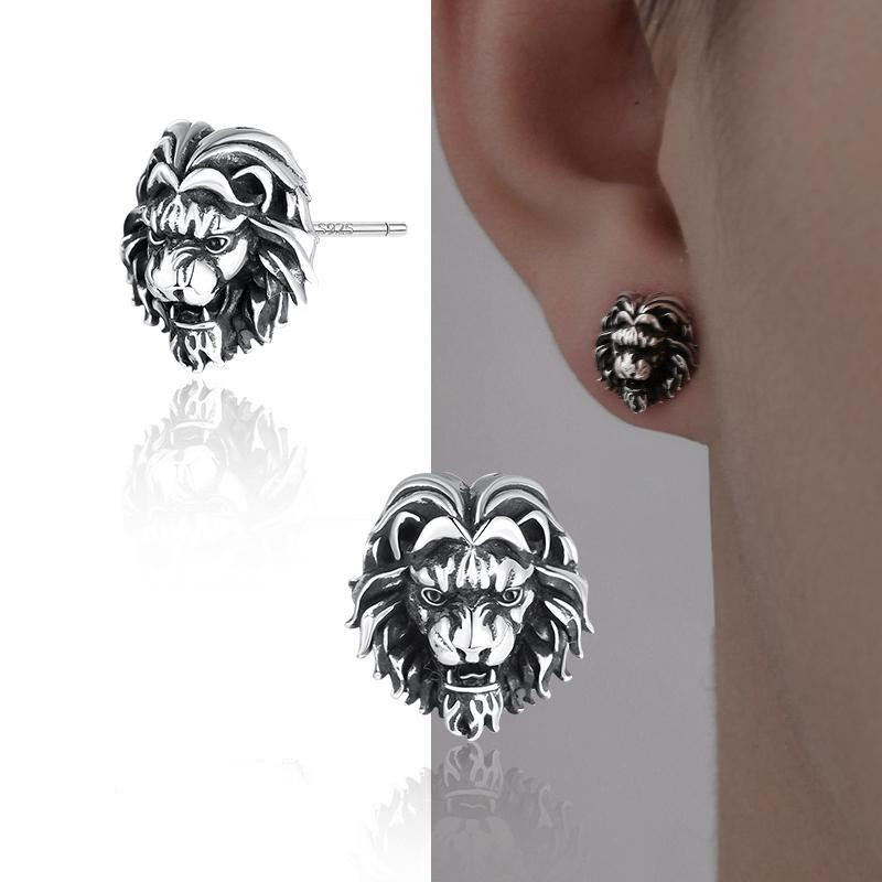 925 Silver Lion King ต่างหู Retro Distressed High-End Niche Design ที่ไม่ซ้ํากันเรียบง่ายผู้ชายผู้หญิงต่างหู