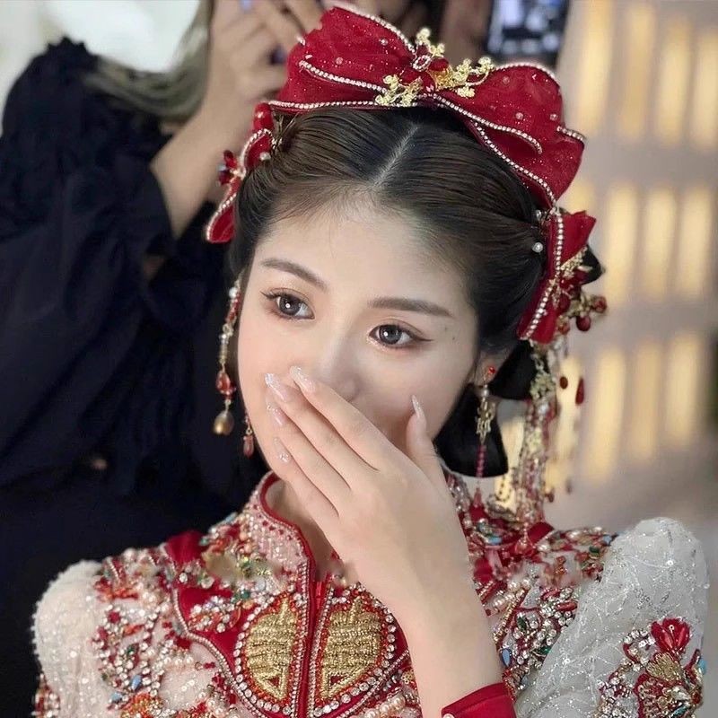 Simple เจ้าสาว Headdress A ทั้งชุด Bow Xiuhe ชุดสไตล์ใหม่งานแต่งงานวิ่งเจ้าหญิงชุดแต่งงานหญิงเจ้าสาว pdd// wtt20241104