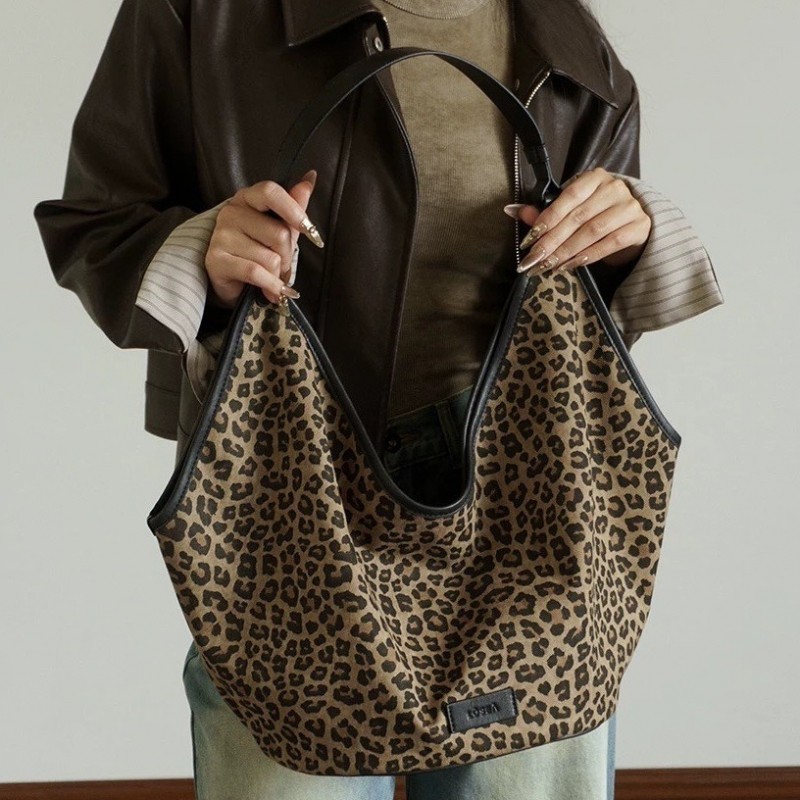 LHL BOUTIQUE leopard bag กระเป๋าสะพายข้าง ลายเสือดาว  เบา ถุงใบใหญ่ tote bag