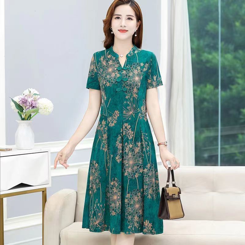Qipao ชุดกี่เพ้าผู้หญิงไซส์ใหญ่ปรับปรุงชุดแม่ CNY ชุดเดรสแขนสั้นฤดูร้อนแบบใหม่ทรงหลวมไซส์ใหญ่แฟชั่นกี่เพ้าใส่แล้วดูผอมเพรียวกระโปรงยาวปานกลางสำหรับผู้หญิง