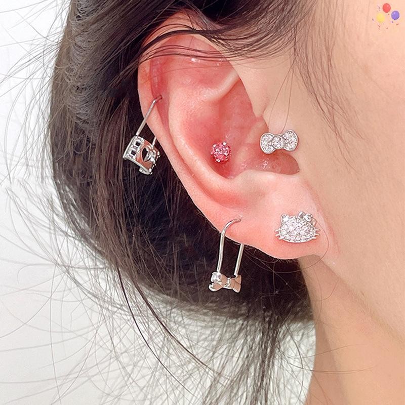 [COB] Sanrio Hello Kitty Full Diamond Ear Studs Kawaii การ์ตูนน่ารักอะนิเมะต่างหู Simple All-match ต่างหูสําหรับสาวเครื่องประดับของขวัญ TH