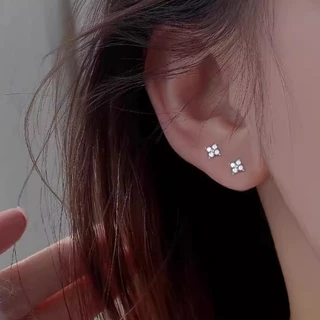 We Flower Elegant S925 เงิน Lucky คริสตัล Clover สกรูต่างหูผู้หญิงหญิง Hypoallergenic หู Studs เครื่องประดับของขวัญ