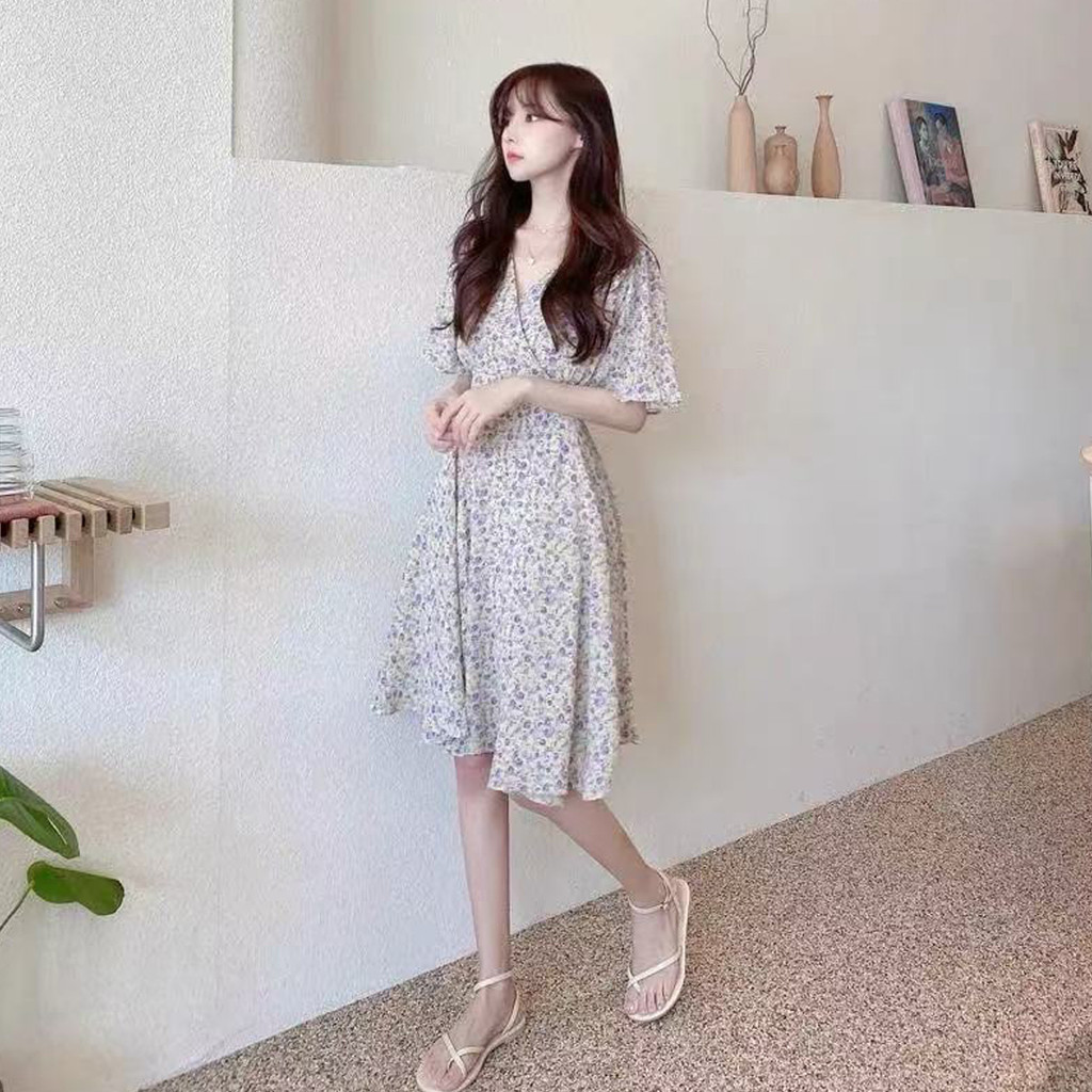 เดรสสไตล์หวานๆ ลายดอกไม้ สำหรับสาวตัวเล็ก รูปที่ 7