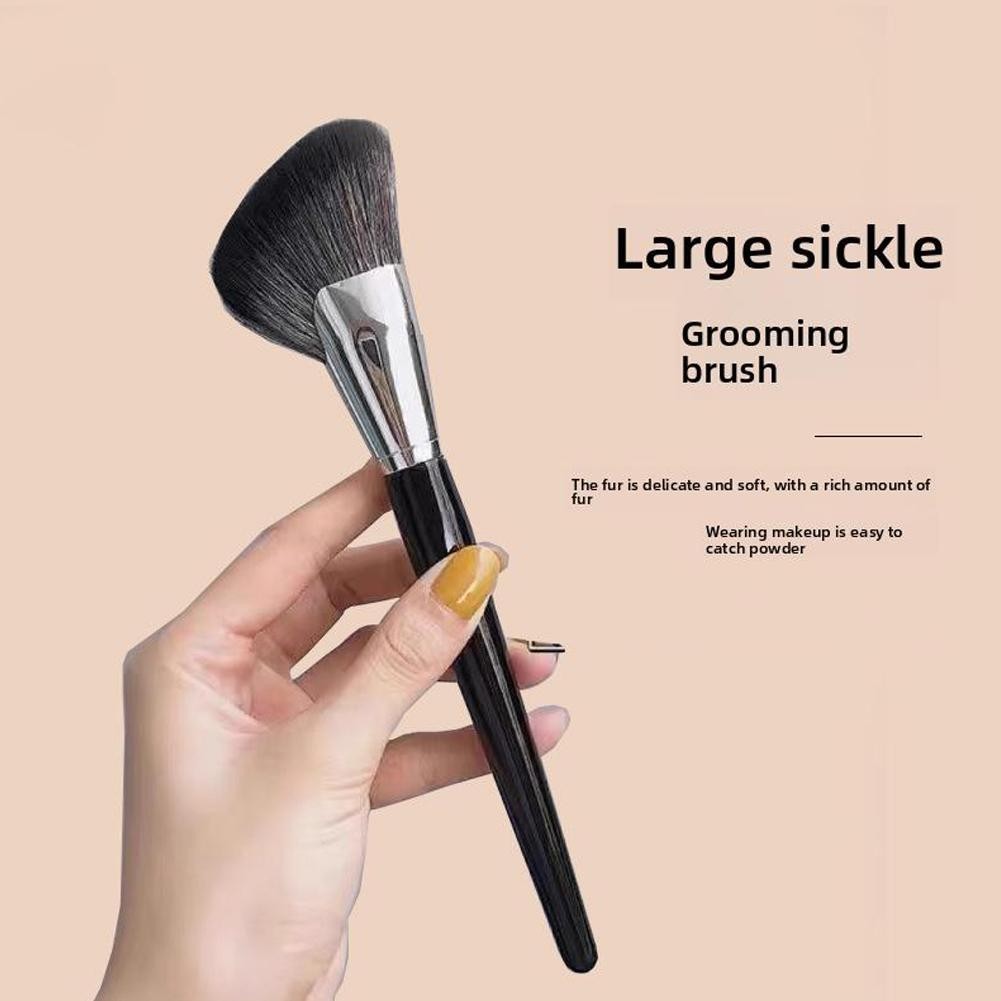 Blush Bronzer Brush แปรงแต่งหน้ามุมแปรงพรีเมี่ยม Perfect For Face Contouring Highlighting สําหรับครีมแป้ง