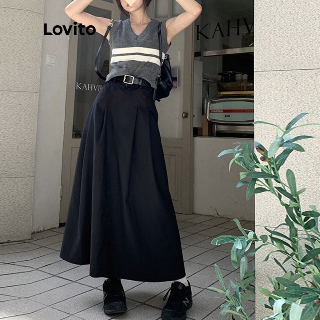 Lovito กระโปรง สไตล์ Tooling เพร็พพี่ เบสิก ทรงเดรป สีพื้น สไตล์ลำลอง สำหรับผู้หญิง L49AD093 (สีดำ)