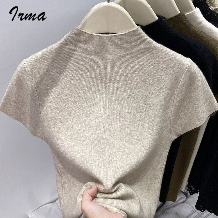 2025 เสื้อคอเต่าครึ่งตัวสไตล์เกาหลี สีพื้น แขนสั้น แบบถัก สวมใส่ได้ทุกชุด