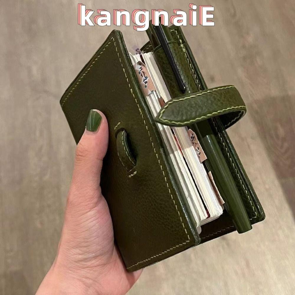 หนังสือกระเป๋า KANGNAI สมุดโน๊ตหนังสีเขียวแบบพกพาแบบหนา 2025 หน้าด้านในเปล่า M5 บัญชีแยกประเภทมือ