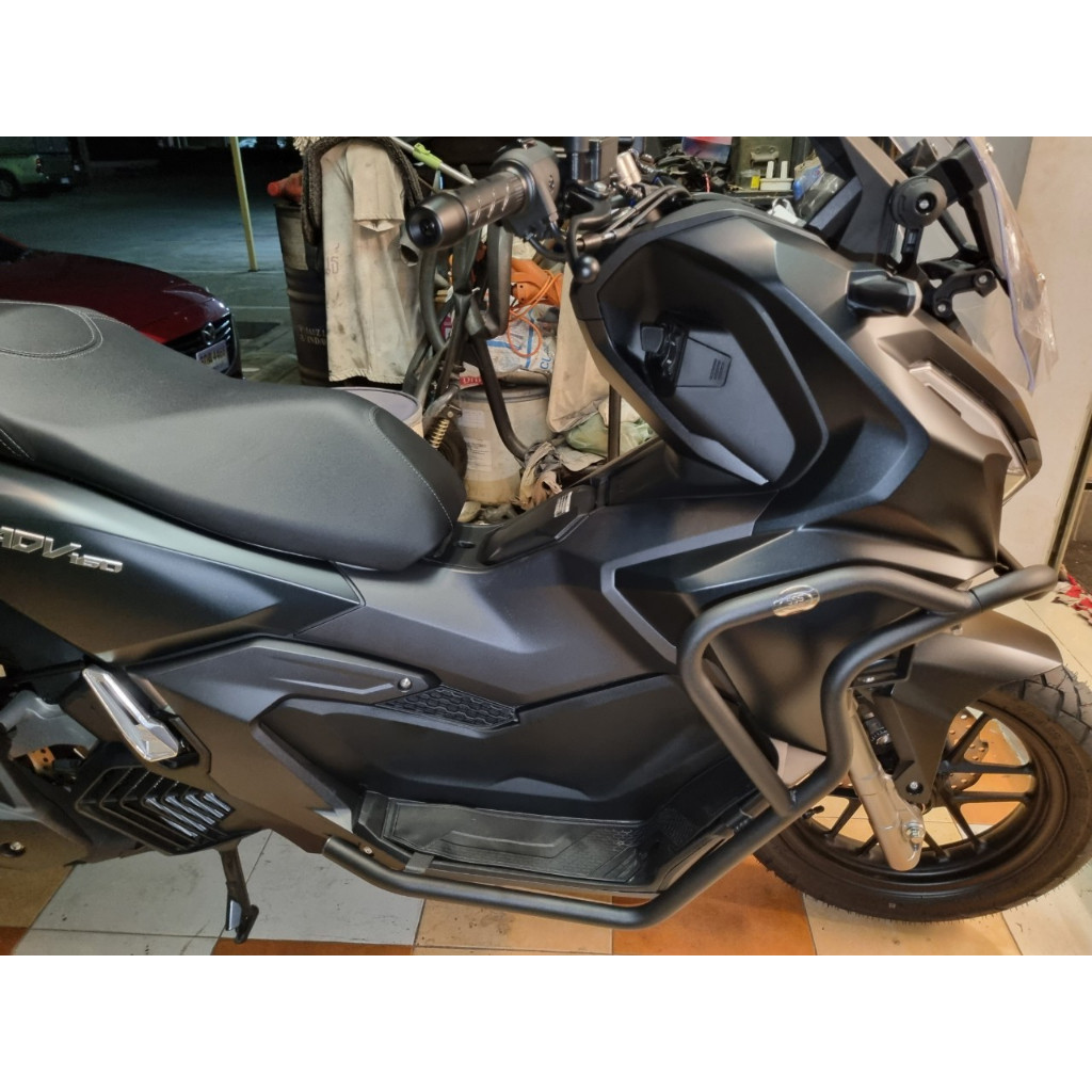 แคสบาร์ กันล้ม  Crash Bar SSS HONDA ADV 160 V.2 ตัวใหญ่ ตรงรุ่น พร้อมน็อตและบูทรอง ติดตั้งง่าย