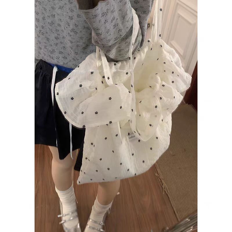 Sweet Ruffled Chiffon Cloth Bag กระเป๋าโท้ตลายจุดหญิง