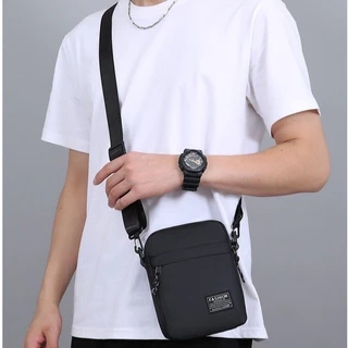BM-shop2: กระเป๋าสะพายข้างสำหรับผู้ชายมีหลายช่องใส่ของได้ ใส่ของได้เยอะ D002