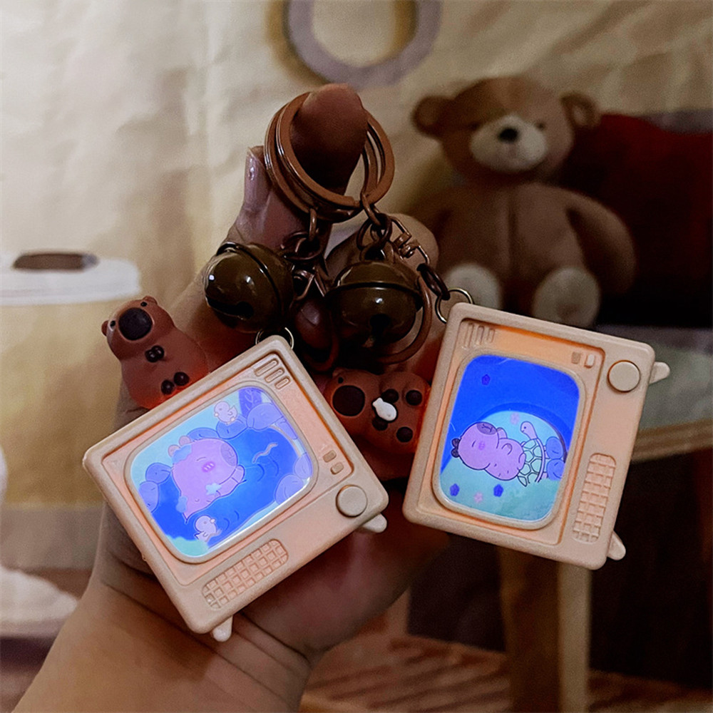 Creative Capybara TV Shaped Luminous พวงกุญแจถุงของขวัญแขวนเครื่องประดับ